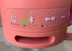 Picture of the -Bluetooth- button.