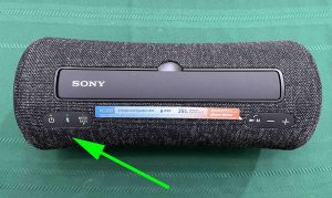 Picture of the microphone location on the XG300.