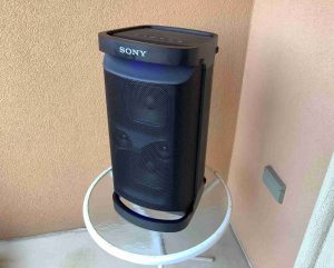Front right view of this Sony speaker.