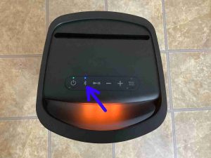 Picture of the Bluetooth Pairing button.
